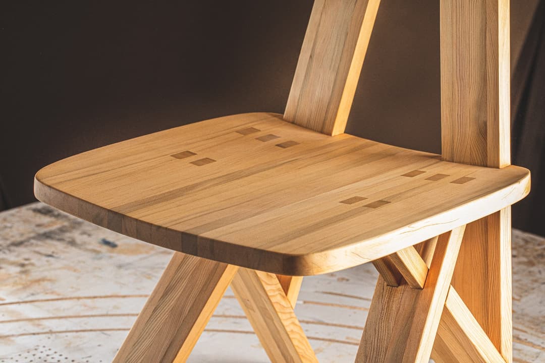 Aromatique Tower Chair hover